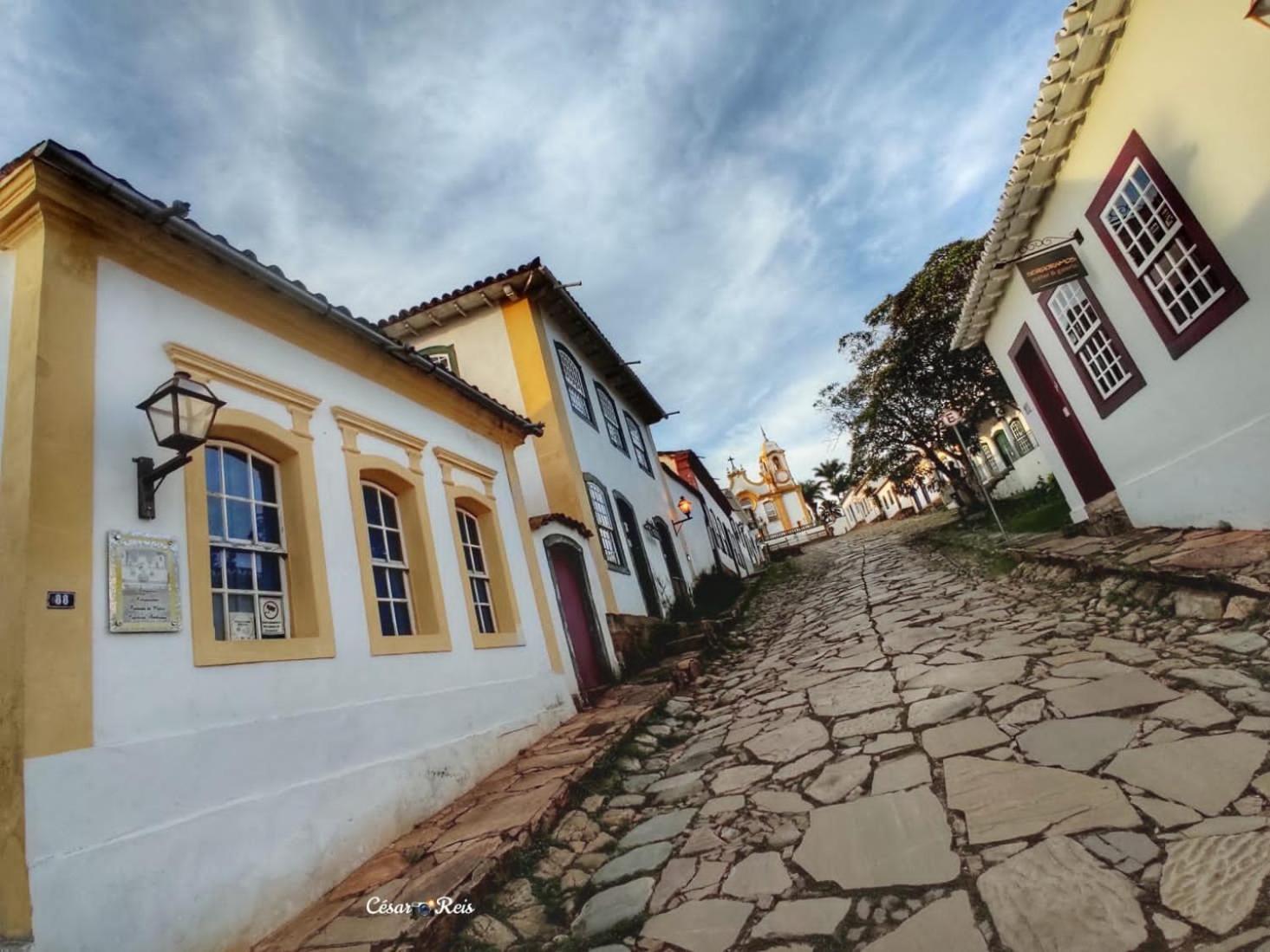 Antiquario & Pousada Da Matriz Hotel ทีราเดนเจส ภายนอก รูปภาพ