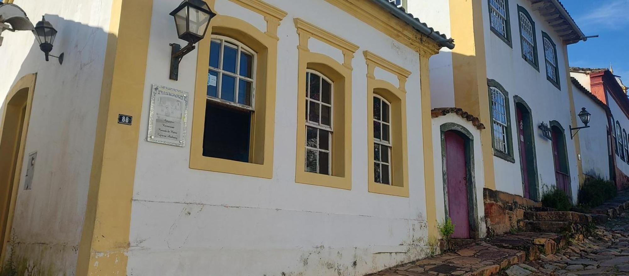 Antiquario & Pousada Da Matriz Hotel ทีราเดนเจส ภายนอก รูปภาพ