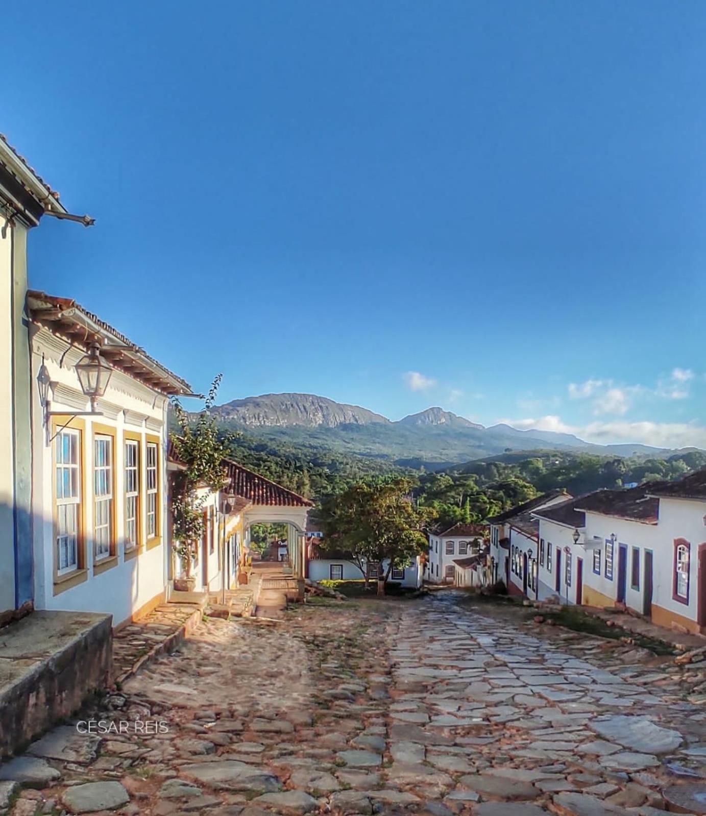 Antiquario & Pousada Da Matriz Hotel ทีราเดนเจส ภายนอก รูปภาพ